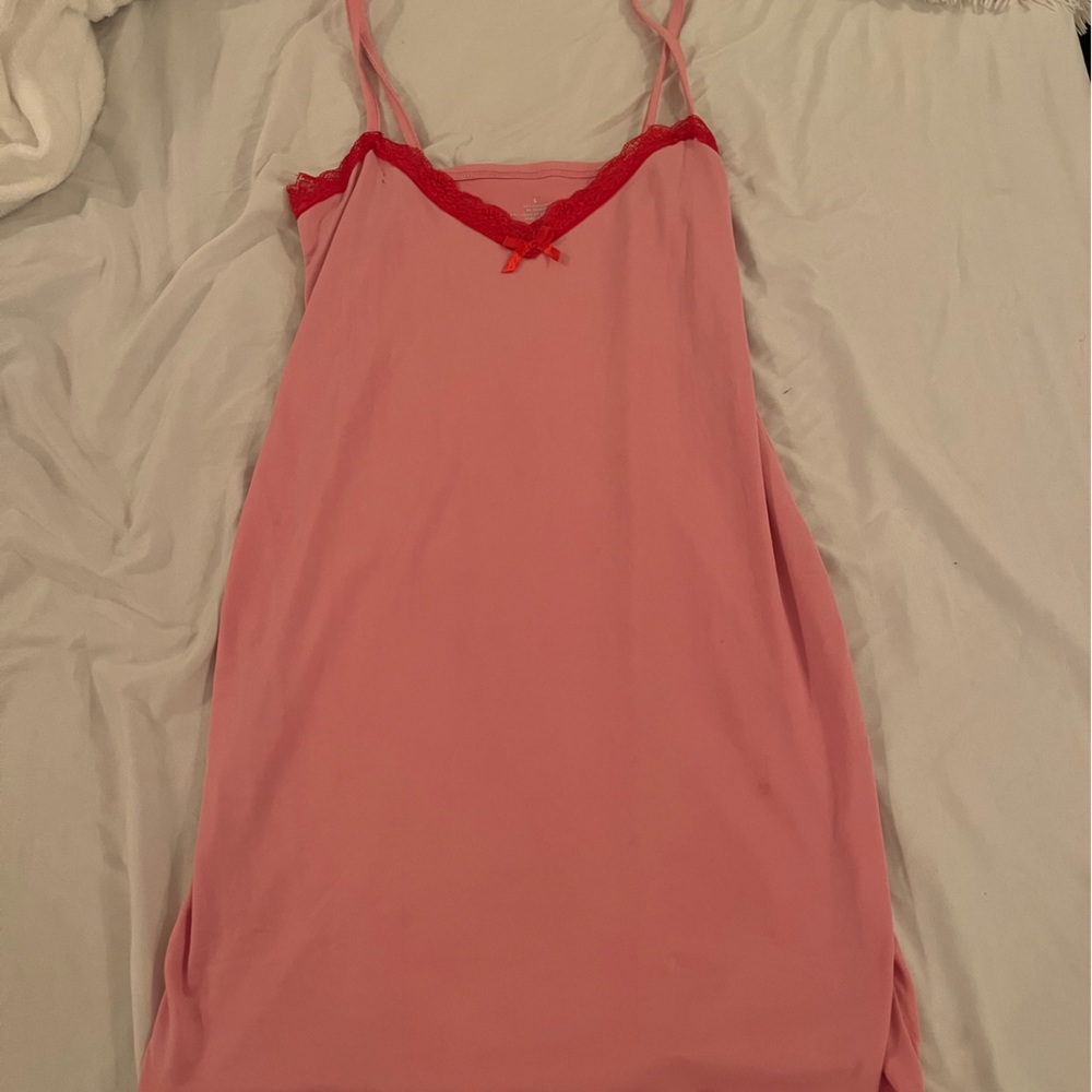 Soft and stretchy nightgown